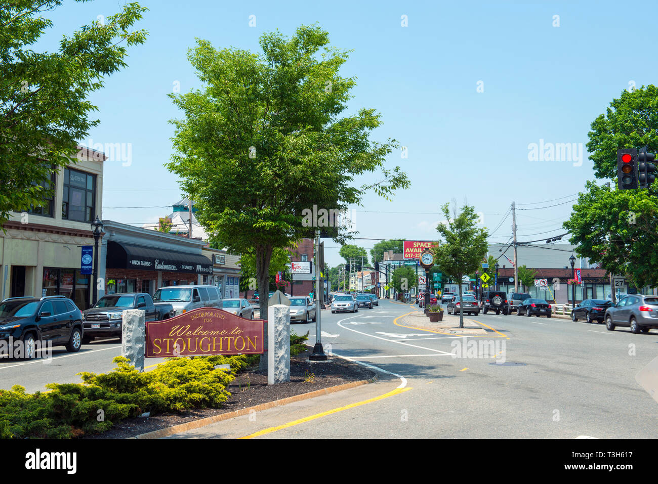 to Stoughton sign at Washington Street, Stoughton
