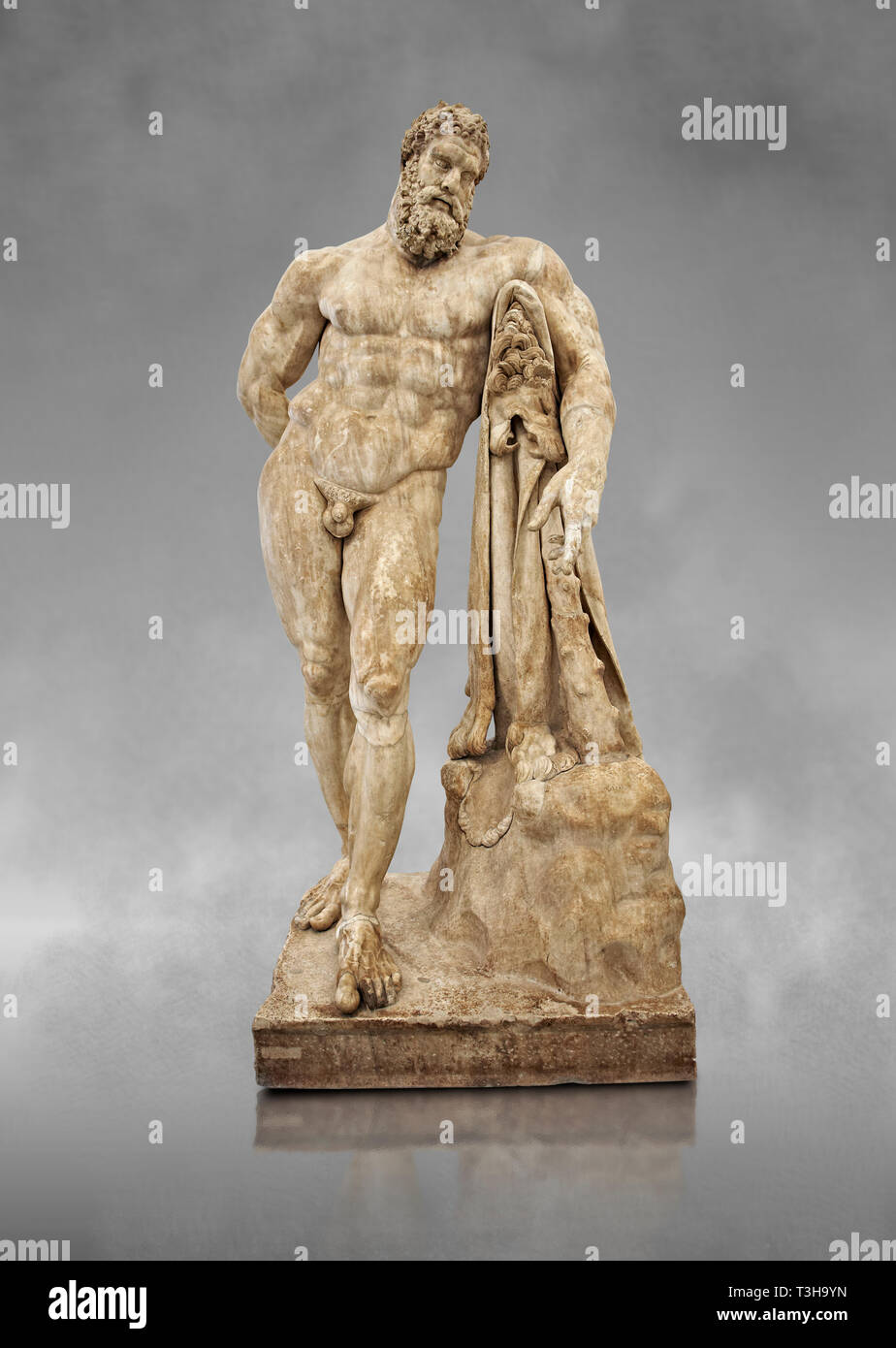 With sculpture of hercules hi-res stock photography and images - Alamy