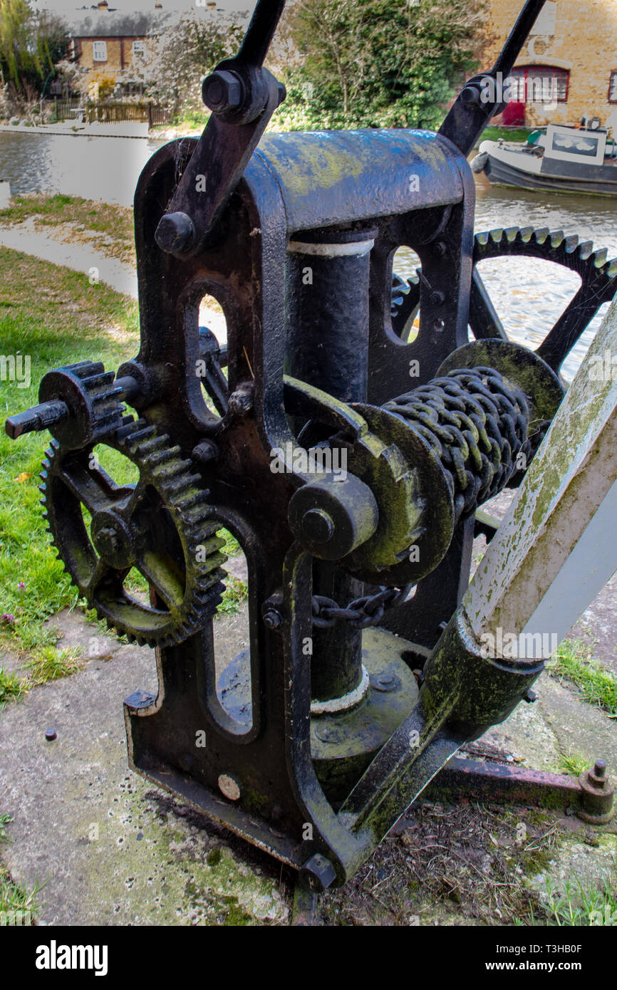 Primitive Cranes High Resolution Stock Photography and Images - Alamy