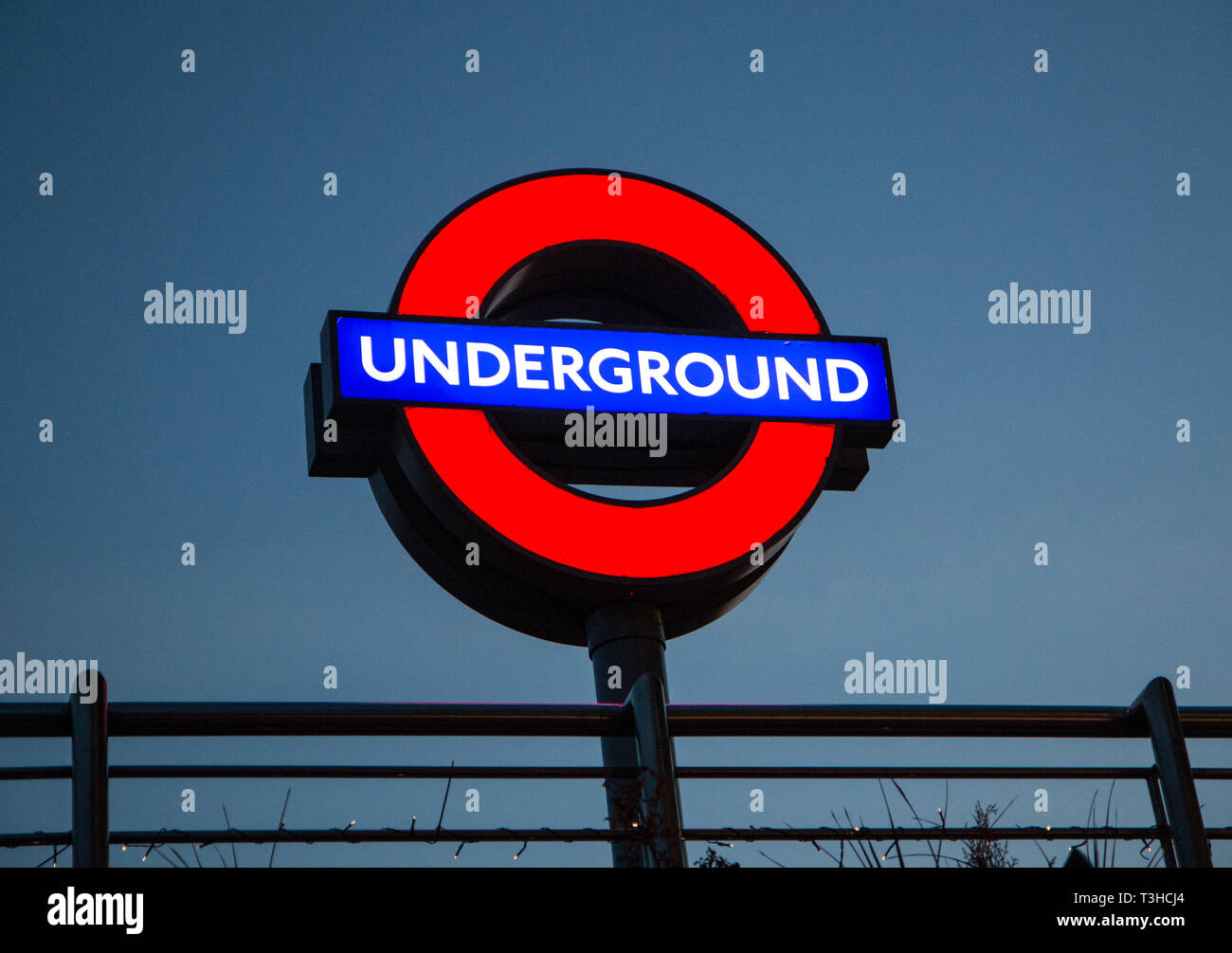 Small footbridge adding buildings central London Stock Photo Alamy