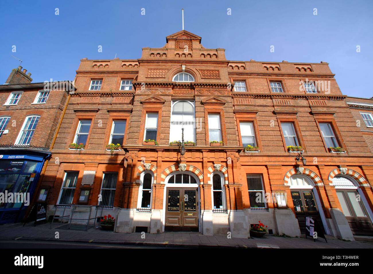 Lewes High Street, East Sussex, UK, showing Lewes Town Hall. Stock Photo