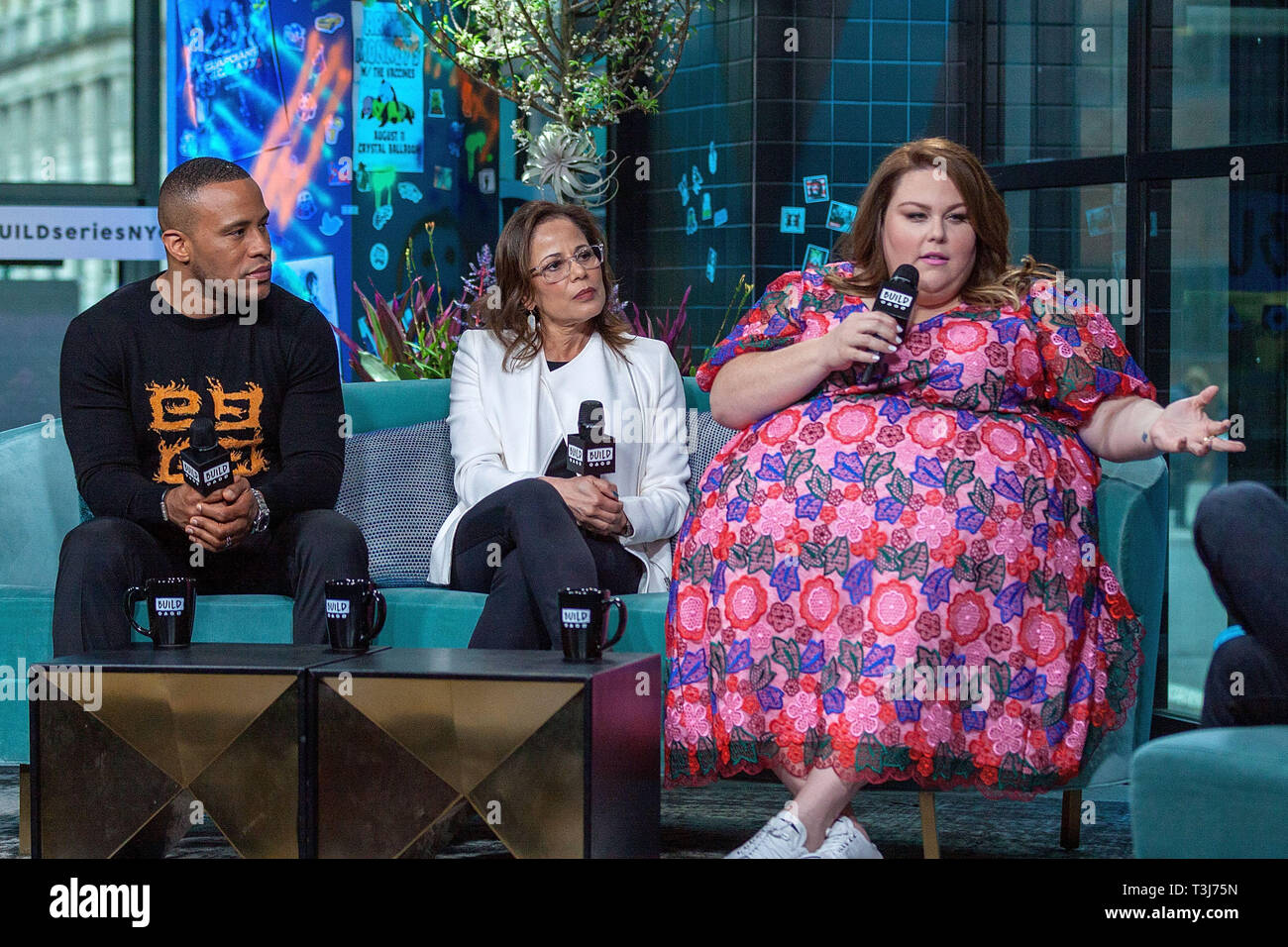 New York, USA. 09 Apr, 2019.  DeVon Franklin, Roxann Dawson, and, Chrissy Metz at The BUILD Series discussing “Breakthrough” at BUILD Studio on April 09, 2019 in New York, NY. Credit: Steve Mack/S.D. Mack Pictures/Alamy Stock Photo