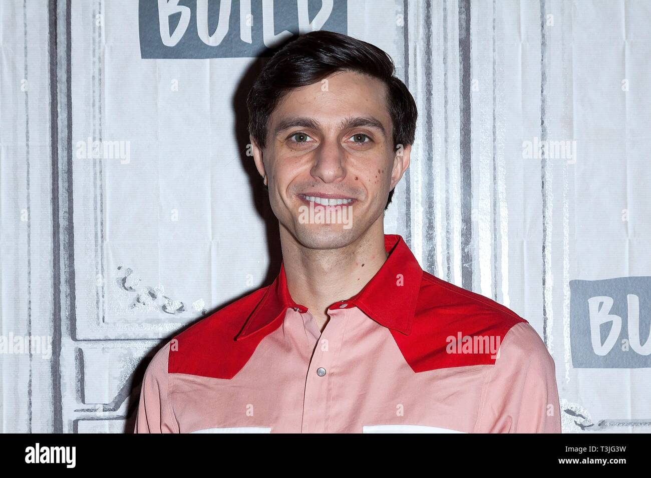 New York, NY, USA. 9th Apr, 2019. Gideon Glick inside for AOL Build Series Celebrity Candids - TUE, AOL Build Series, New York, NY April 9, 2019. Credit: Steve Mack/Everett Collection/Alamy Live News Stock Photo