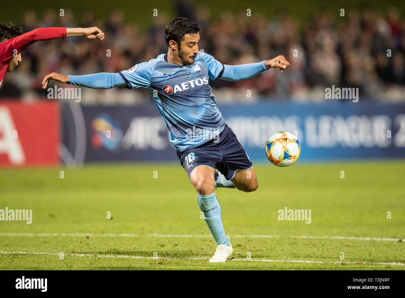 Kogarah, Australia. 10th Apr, 2019. Reza Ghoochannejhad of Sydney FC shoots during the AFC Champions League Group H match between Sydney FC and Shanghai SIPG at Jubilee Stadium, Kogarah, Australia on 10 April 2019. Photo by Peter Dovgan.  Editorial use only, license required for commercial use. No use in betting, games or a single club/league/player publications. Credit: UK Sports Pics Ltd/Alamy Live News Stock Photo