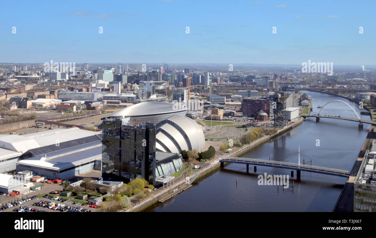Glasgow, Scotland, UK, 10th April, 2019, UK Weather: Sunny summer day with bright sunshine and high temperatures in the city centre Clydeside with the Armadillo from above. Credit Gerard Ferry/Alamy Live News Stock Photo
