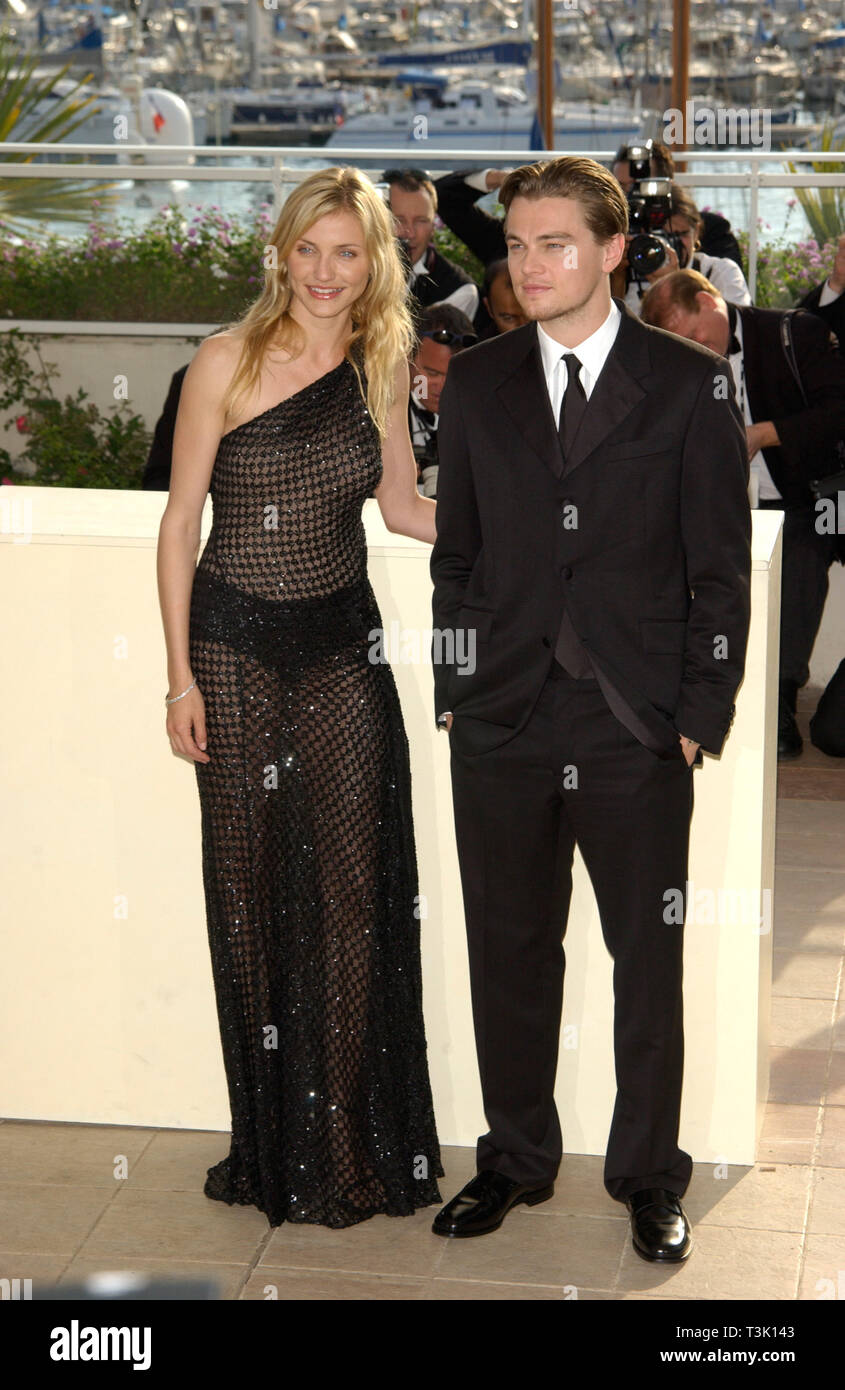 CANNES, FRANCE. May 20, 2002: Actor LEONARDO DiCAPRIO & actress CAMERON DIAZ at the Cannes Film Festival to promote their new movie Gangs of New York. © Paul Smith / Featureflash Stock Photo