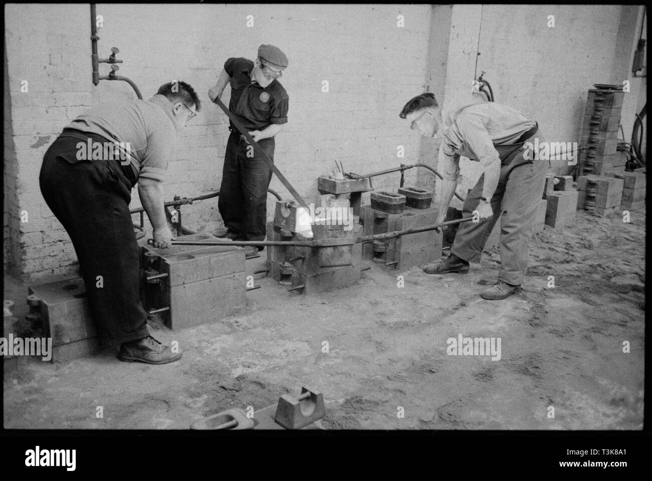 Workers at the Wear Flint Glass Works, Alfred Street, Millfield