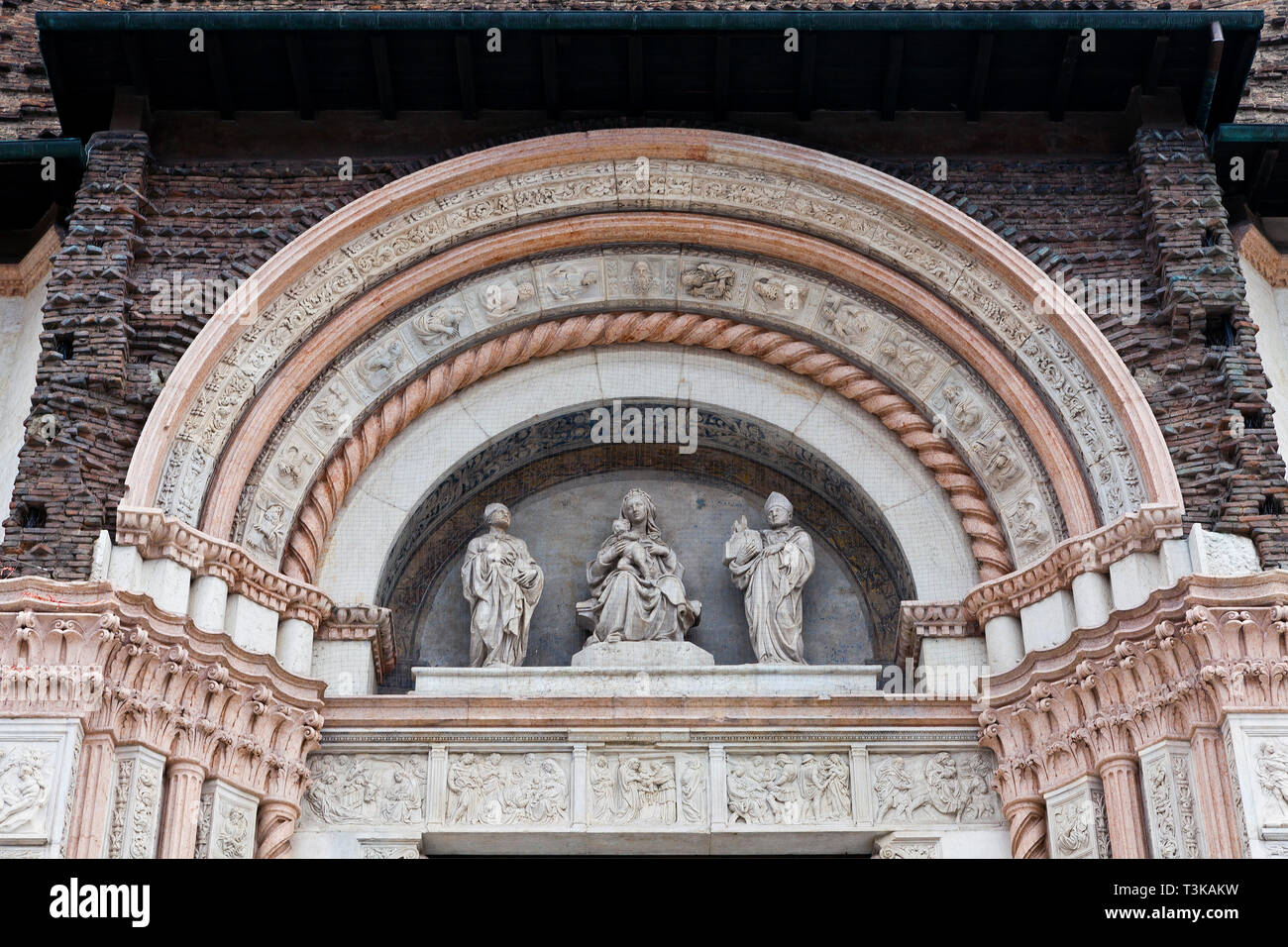 Tympanum at entrance of San Petronio Basilica, Bologna Stock Photo