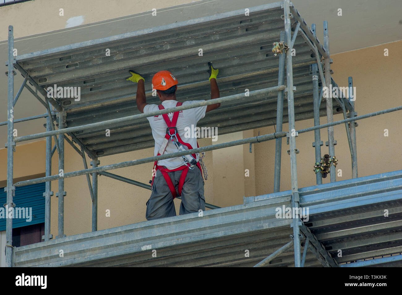 construction of safety scaffold Stock Photo Alamy