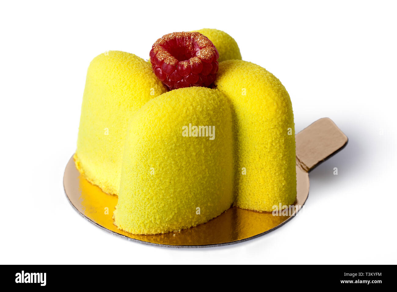 Yellow dessert with raspberry jam (uncut Stock Photo Alamy