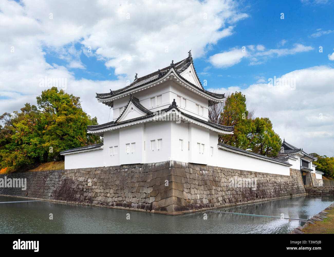 The Southeast Watchtower (Tonan Sumi-yagura) and moat of Nijo Castle, Kyoto, Japan Stock Photo