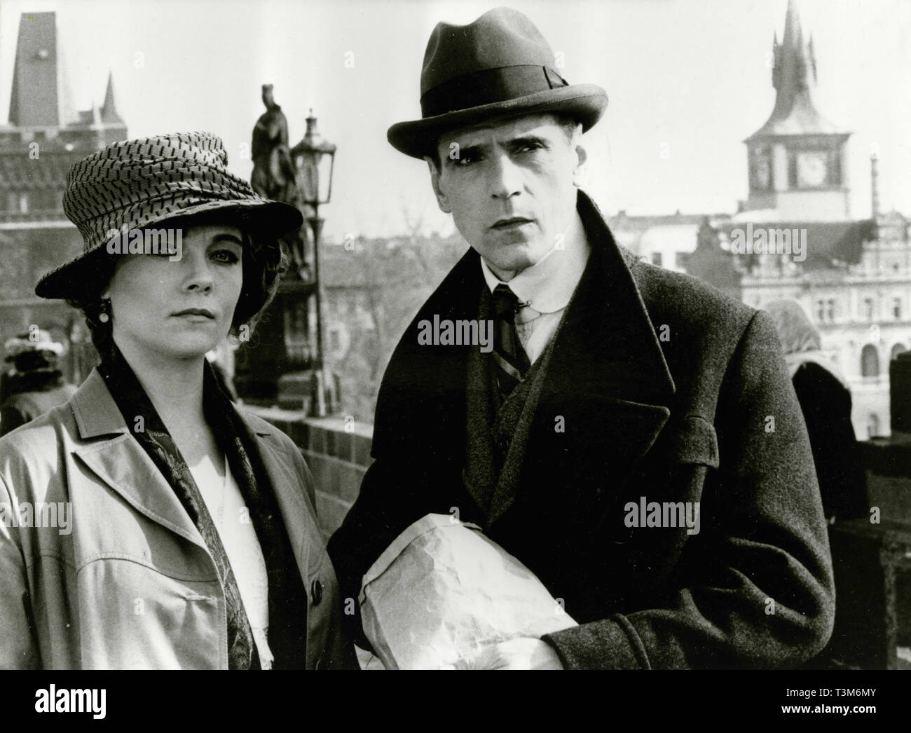 Theresa Russel and Jeremy Irons in the movie Kafka, 1991 Stock Photo