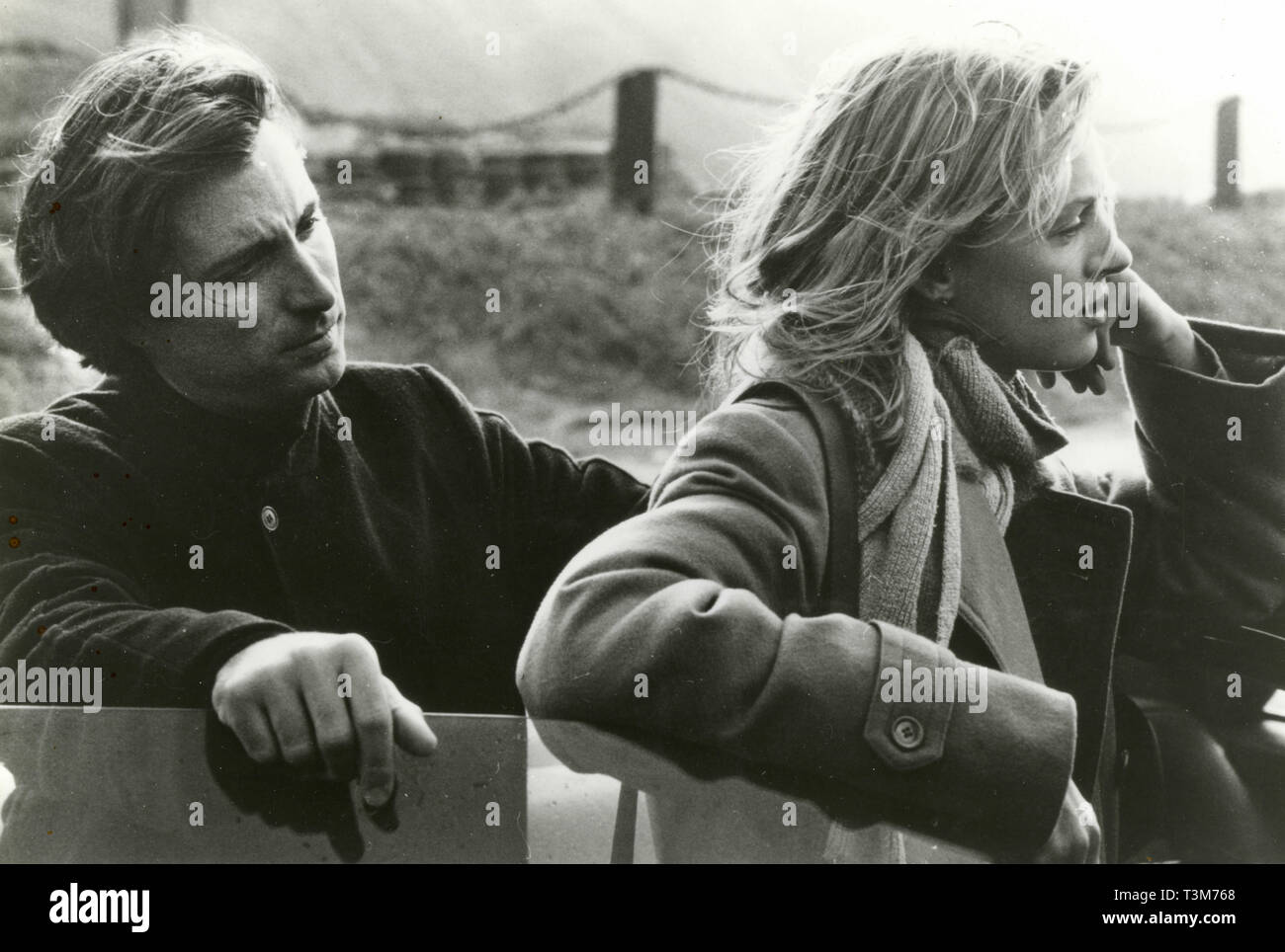 Andy Garcia And Uma Thurman In The Movie Jennifer 8 1992 Stock Photo Alamy