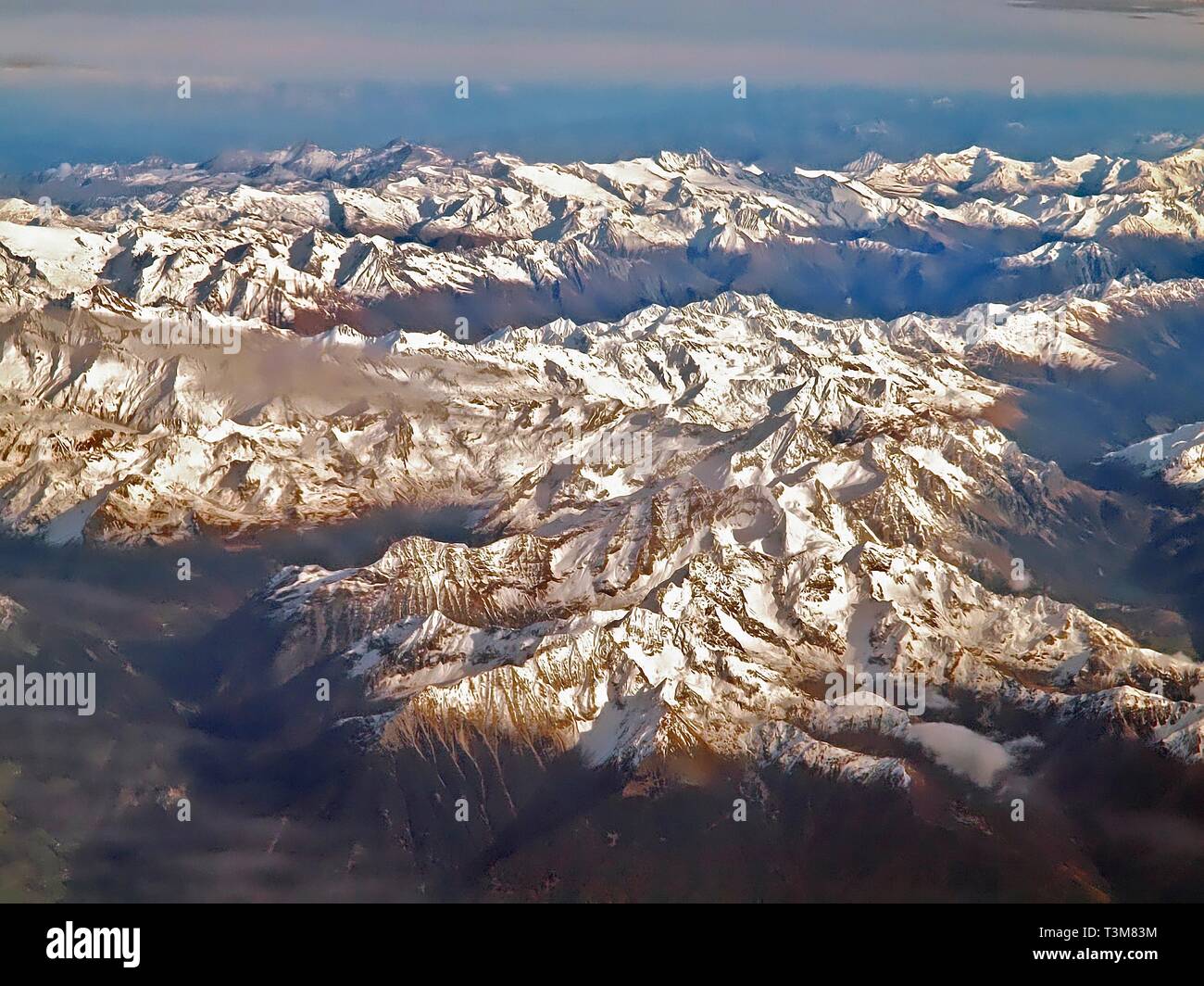 Alps aerial map hi-res stock photography and images - Alamy