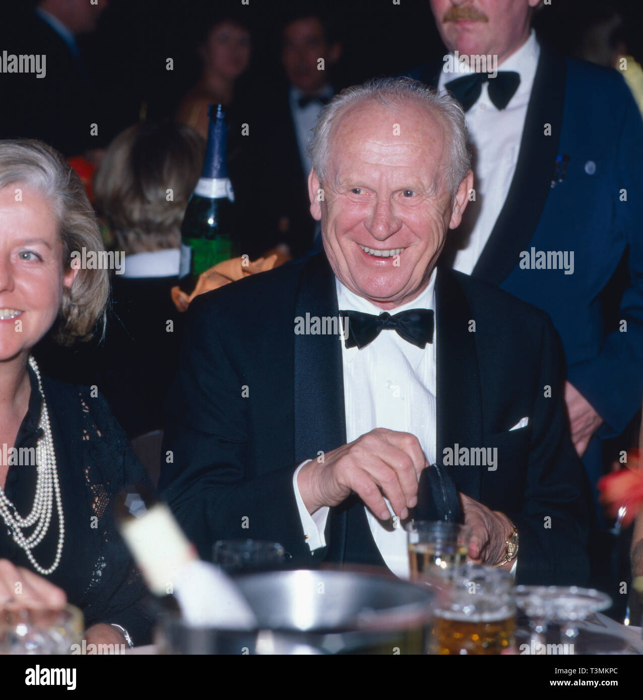 Gert Fröbe, deutscher Schauspieler, bei einer Abendveranstaltung ...