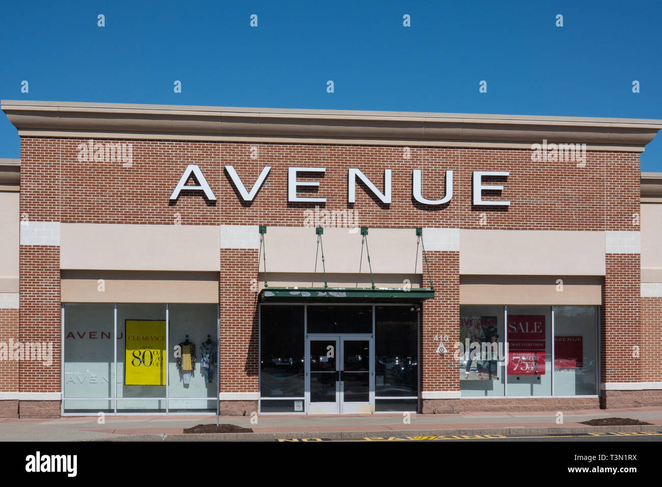 NJ - April 1, 2019: This Avenue is located at Hamilton Marketplace. Avenue is a clothing store specializing in womens plus sizes Stock Photo - Alamy