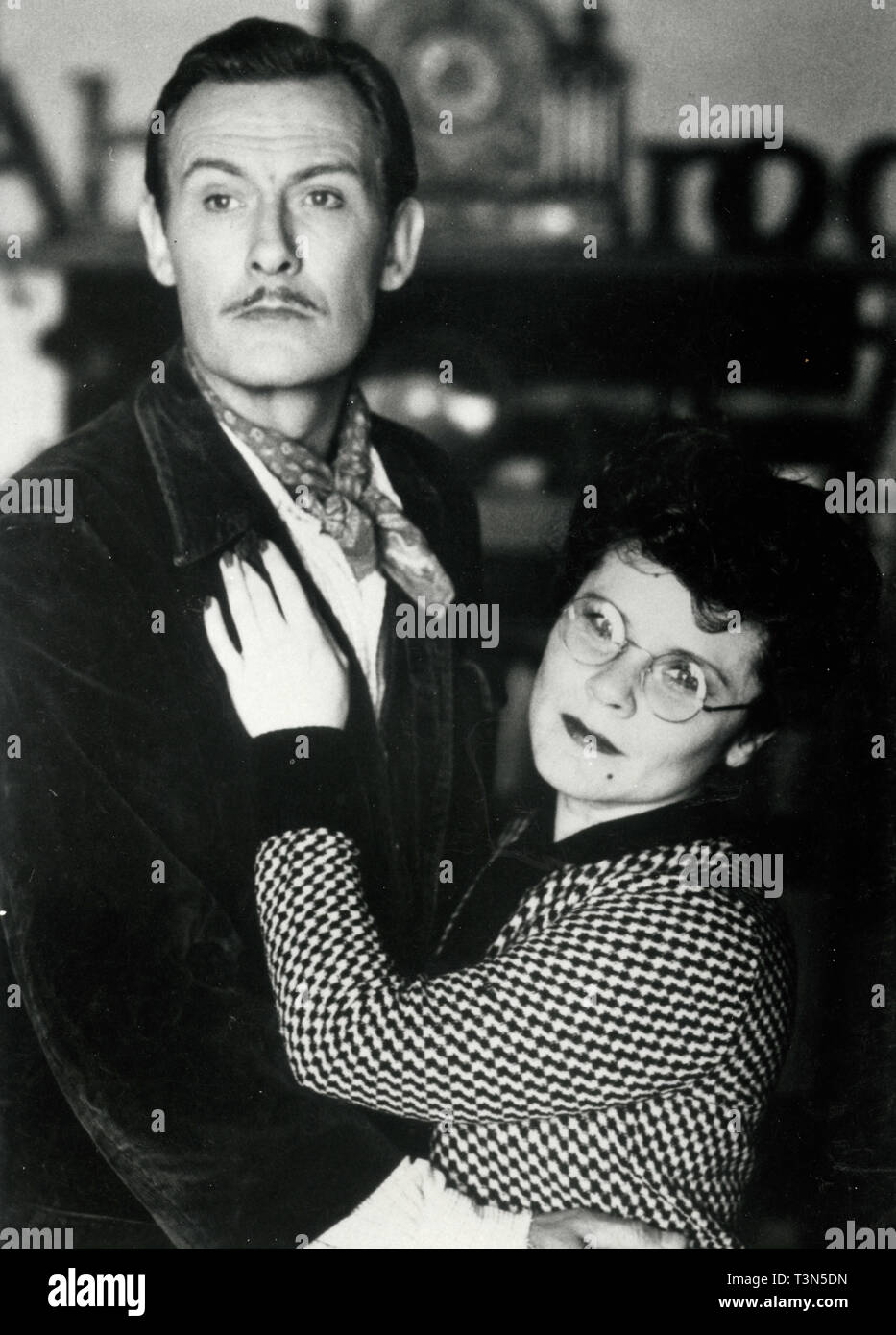Imelda Staunton and Bill Nighy in the movie Antonia and Jane, 1991 Stock Photo