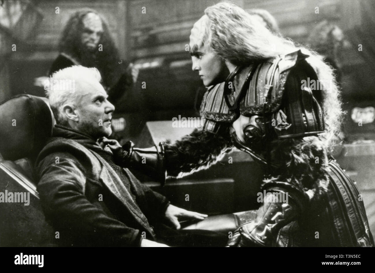 Malcolm McDowell and Gwynyth Walsh in the movie Star Trek: Generations, 1994 Stock Photo