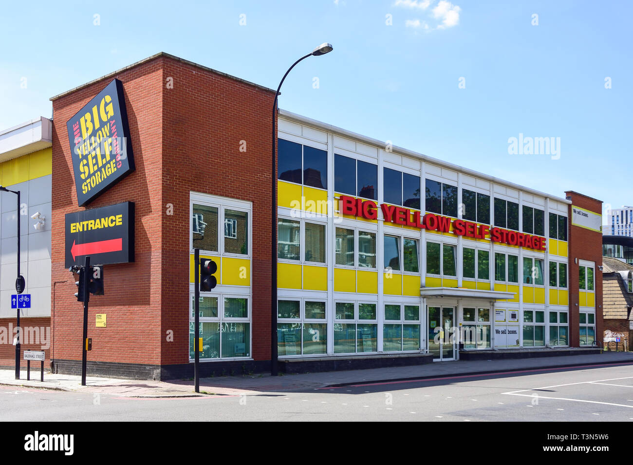 Self storage centre hires stock photography and images Alamy