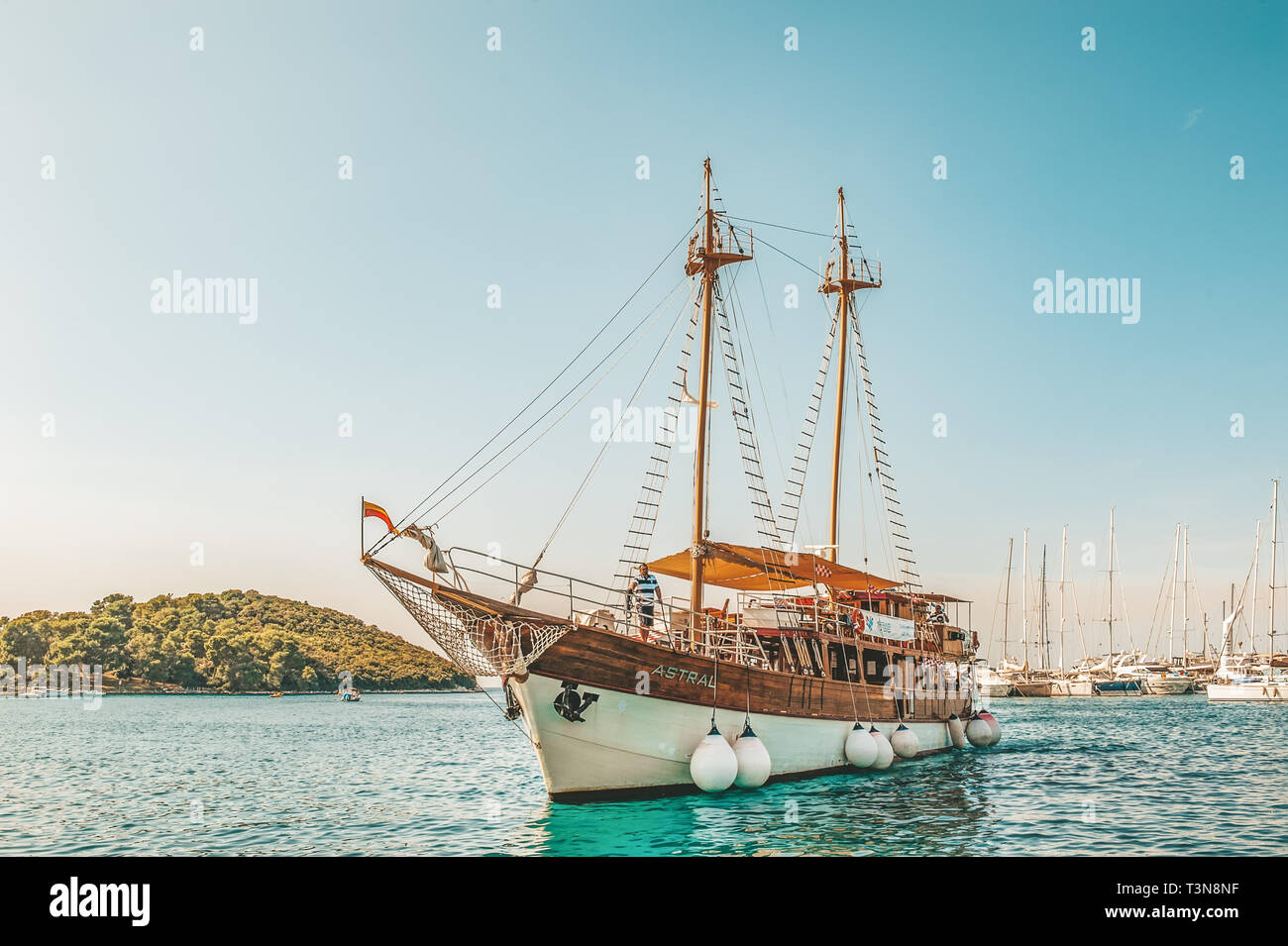8 28 18 Vrsar Croatia A Beautiful Sailing Ship For Excursions Comes To The Port Of The City Of Vrsar Stock Photo Alamy 8 28 18 Vrsar Croatia A Beautiful Sailing Ship For Excursions Comes To The Port Of The City Of Vrsar Stock Photo Alamy