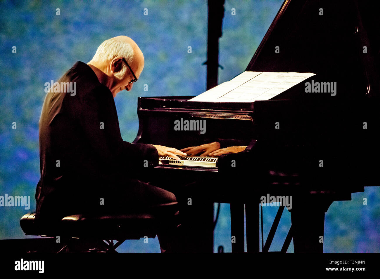 Ludovico einaudi hi-res stock photography and images - Alamy