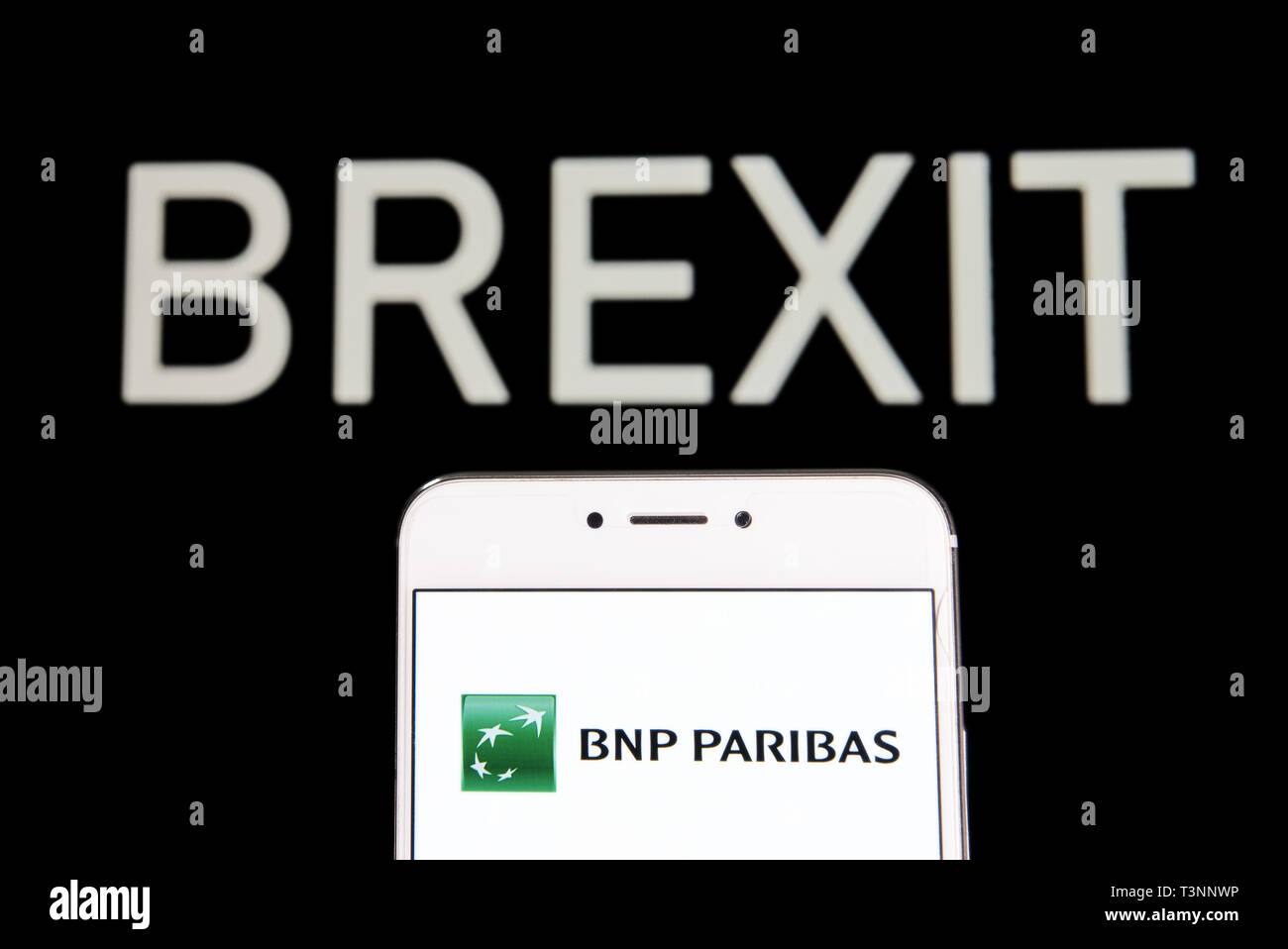 Bank phone bnp hi-res stock photography and images - Alamy