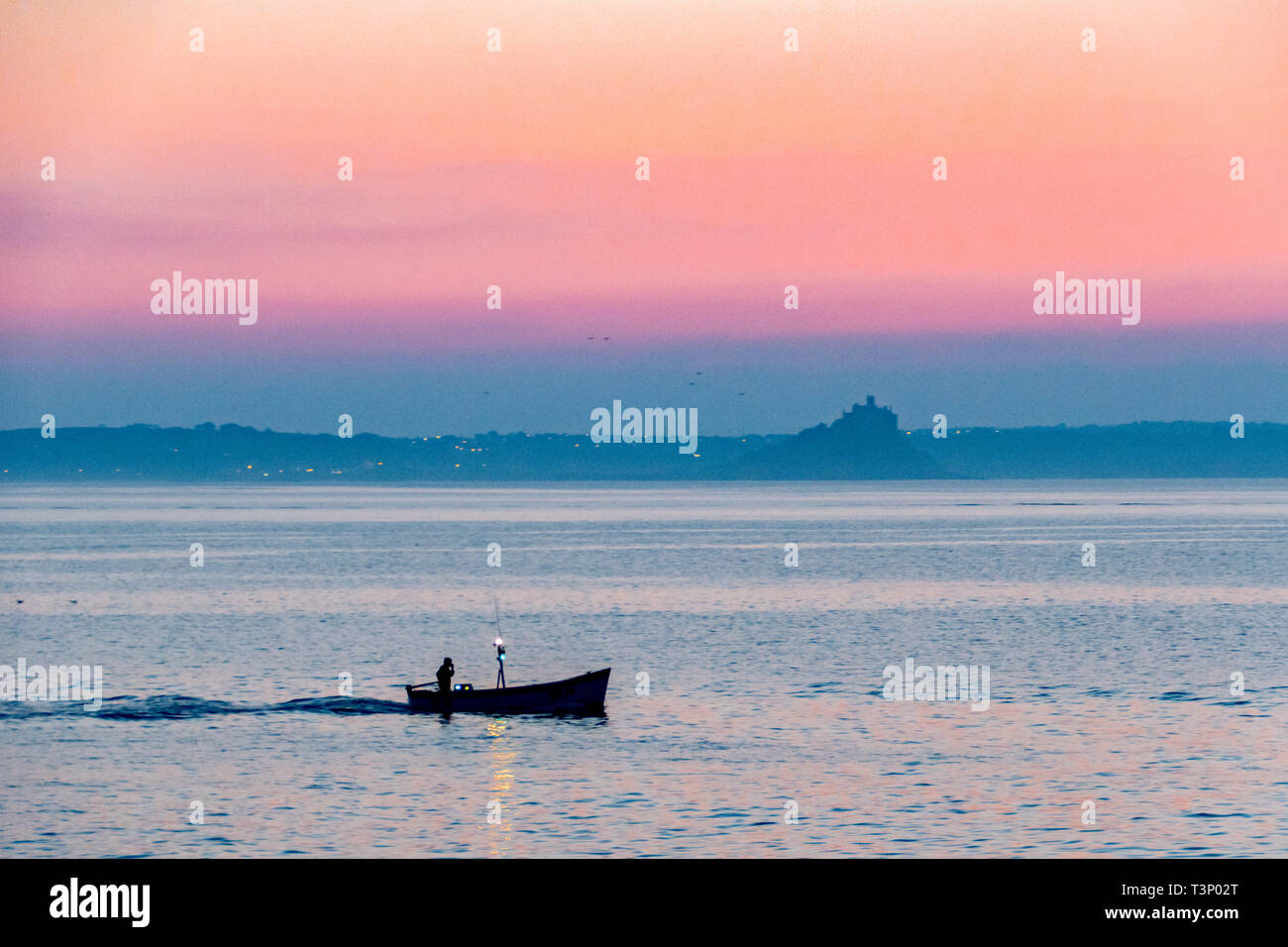 Newlyn, Cornwall, UK. 11th Apr, 2019. UK Weather. A chilly but glorious start to the day at Newlyn at sunrise. Seen here fishing boat from Newlyn. Credit: Simon Maycock/Alamy Live News Stock Photo