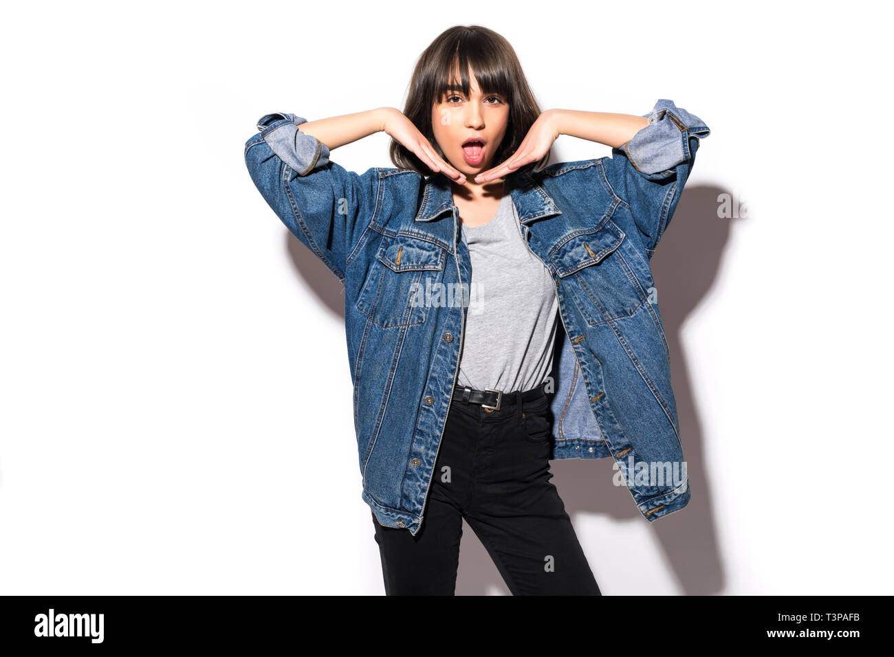 Leaning on his elbows hi-res stock photography and images - Alamy