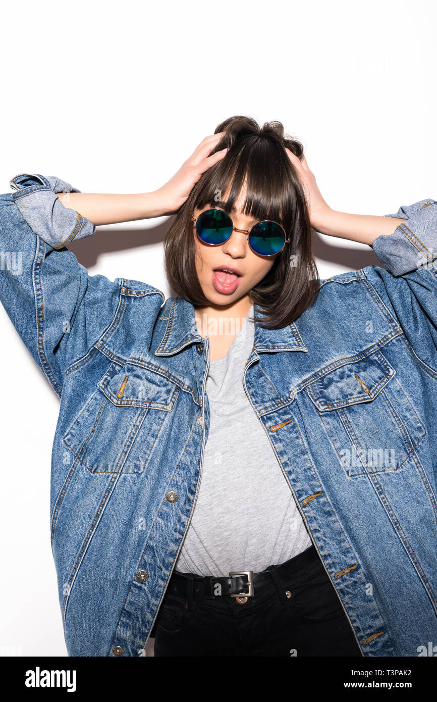Closeup Woman Casual Outfits Standing In Jeans And Blue Denim Shirt Women Brown Hair And Short Smiling And Wearing Sunglasses Stock Photo Alamy Closeup Woman Casual Outfits Standing In Jeans And Blue Denim Shirt Women Brown Hair And Short Smiling And Wearing Sunglasses Stock Photo Alamy