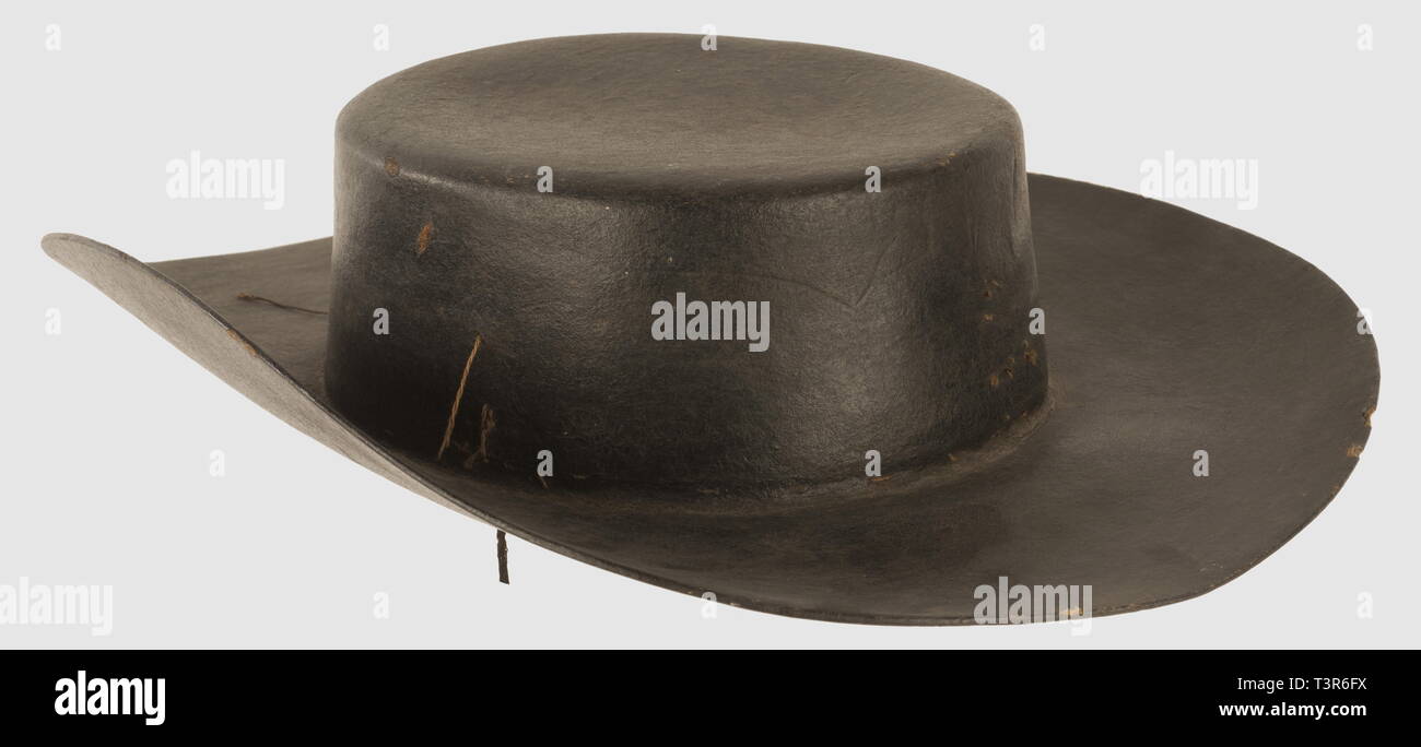 Chapeau hi-res stock photography and images - Alamy