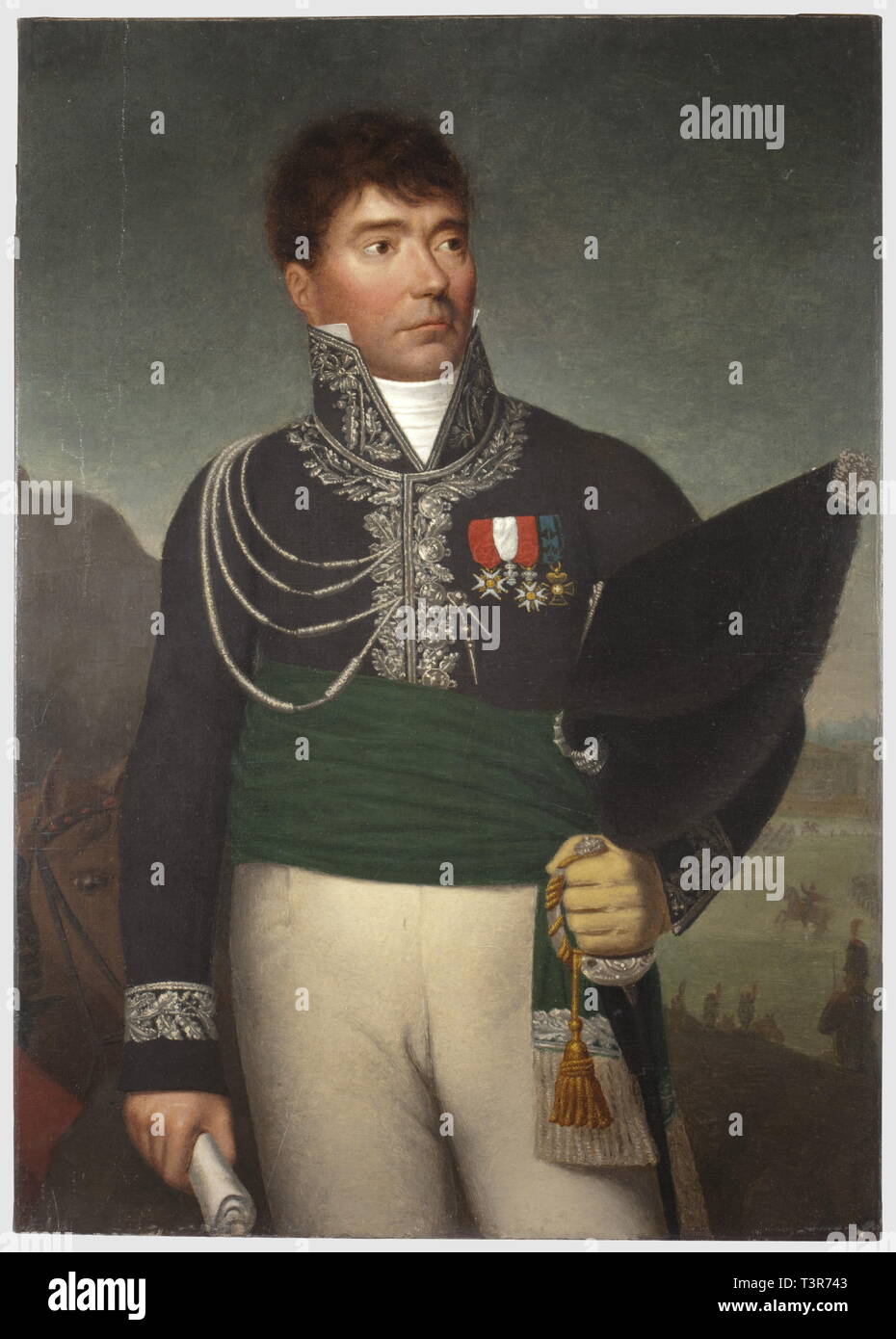 DIRECTOIRE-CONSULAT-EMPIRE 1795-1814, Huile sur toile représentant un officier général du Royaume d'Italie, période du 1er Empire. L'officier est présenté en habit de grande tenue, l'uniforme de nuance verte très foncée est brodé en fil d'argent (au collet, parements et au niveau des boutonnières), il porte l'aiguillette sur l'épaule droite, la ceinture-écharpe est d'une nuance verte plus claire que l'uniforme, elle est brodée de fil d'argent et bordée par des torsades d'officier supérieur. Le général porte plusieurs décorations, dont certaines apparai, Artist's Copyright has not to be cleared Stock Photo