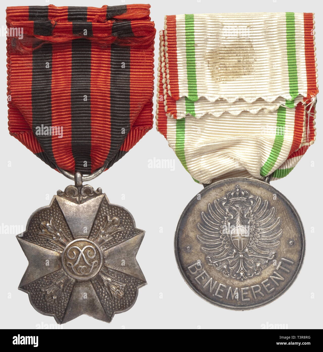 Médaille de la "Croce Rossa Italiana, "Benemerenti" en argent, avec sa rare barrette "Campagna Italo-Austriaca 1915-16", Additional-Rights-Clearance-Info-Not-Available Stock Photo