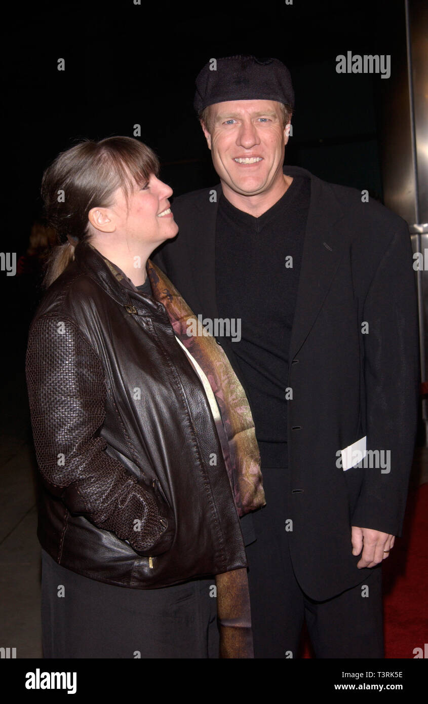 LOS ANGELES, CA. November 04, 2002: Actor GREGG HENRY & wife at the U.S. premiere, in Hollywood, of his new movie Femme Fatale. © Paul Smith / Featureflash Stock Photo