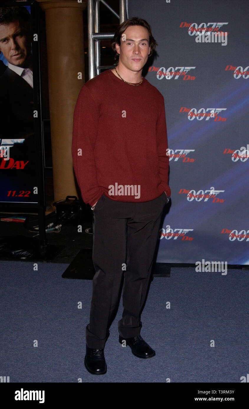 LOS ANGELES, CA. November 11, 2002: Actor CHRIS KLEIN at the special screening in Los Angeles of the new James Bond movie Die Another Day. © Paul Smith / Featureflash Stock Photo