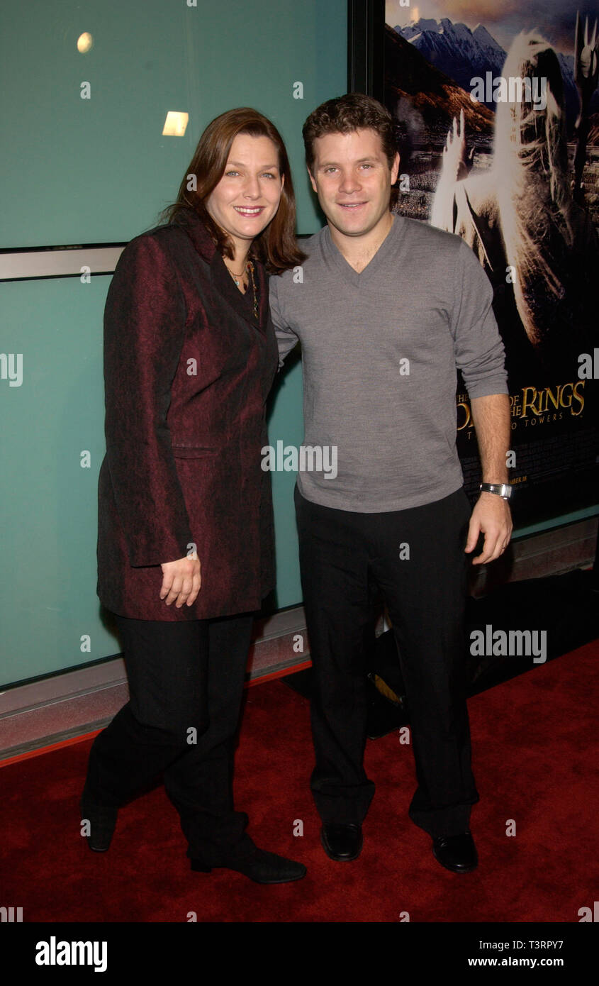 LOS ANGELES, CA. December 15, 2002: Actor SEAN ASTIN & wife at the Los Angeles premiere of his new movie The Lord of the Rings: The Two Towers. © Paul Smith/Featureflash Stock Photo