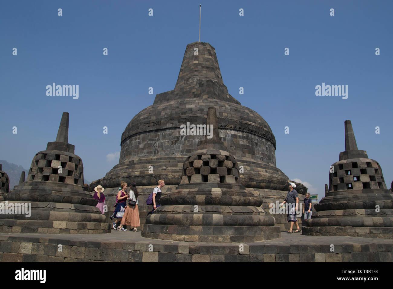 Borobudur Or Barabudur Indonesian Candi Borobudur Javanese Romanized Candhi Barabudhur Is 7372