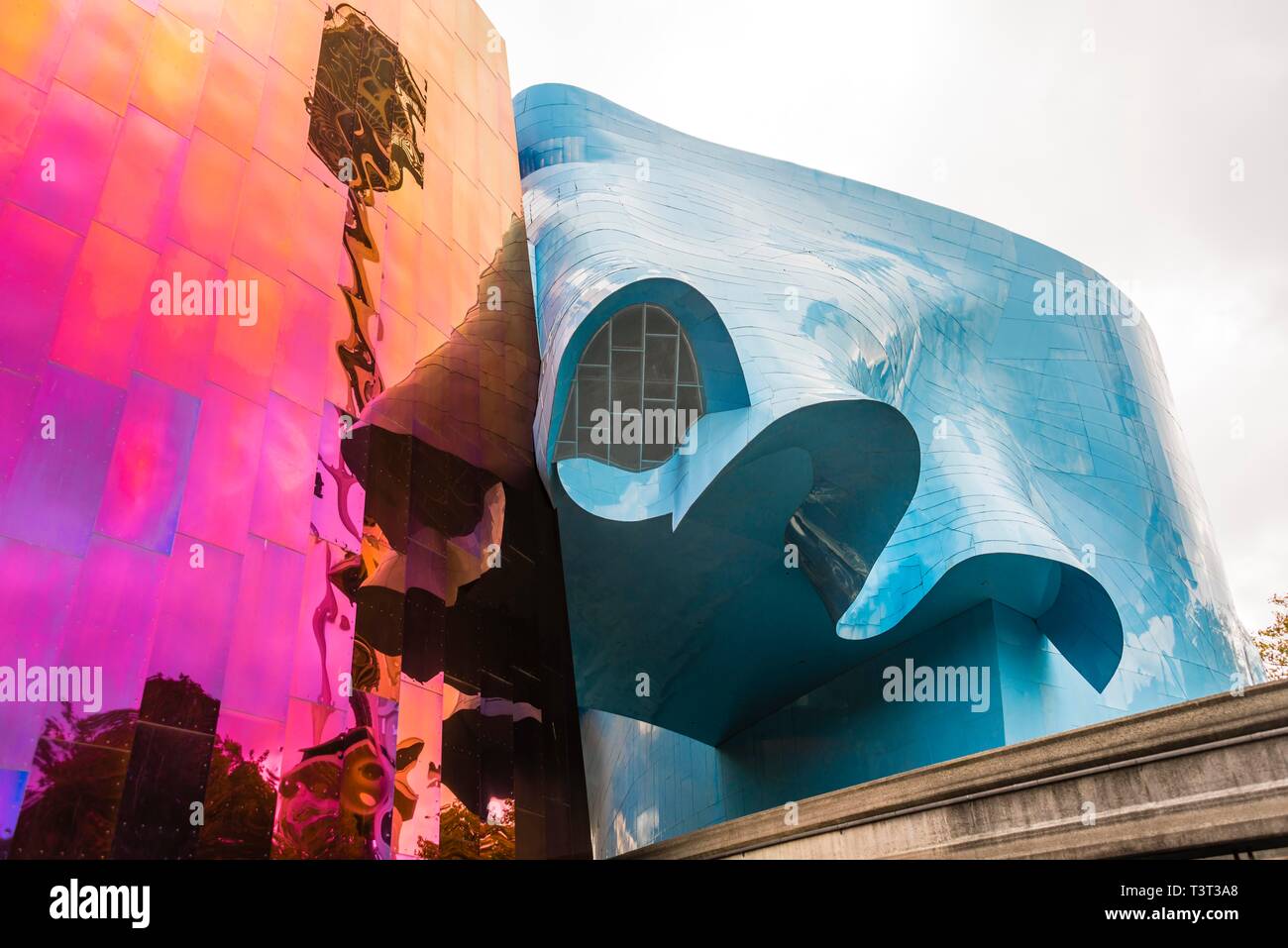 Exterior facade of the Museum of Pop Culture, MoPOP, architect Frank Gehry, Seattle, Washington, USA Stock Photo