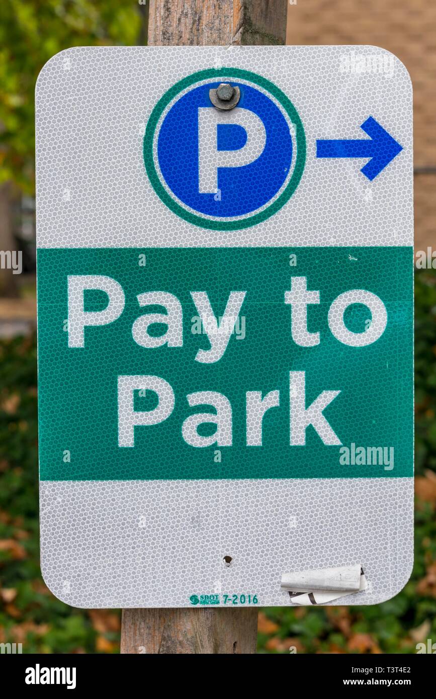 Sign Pay to Park, parking fee, Washington, USA Stock Photo Alamy
