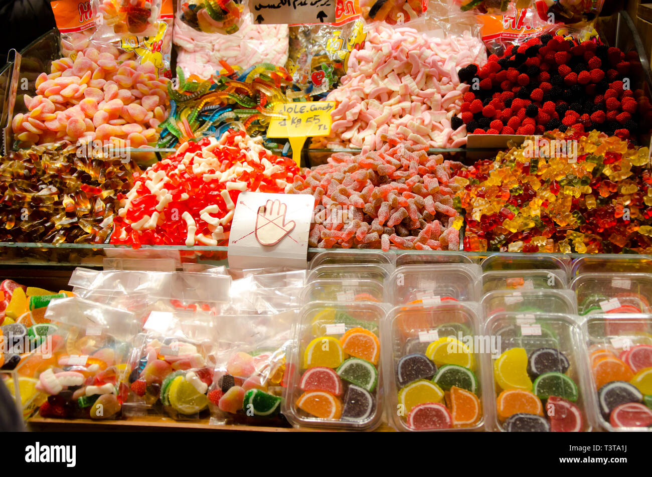 Tag Bazaar High Resolution Stock Photography And Images Alamy<script async src=