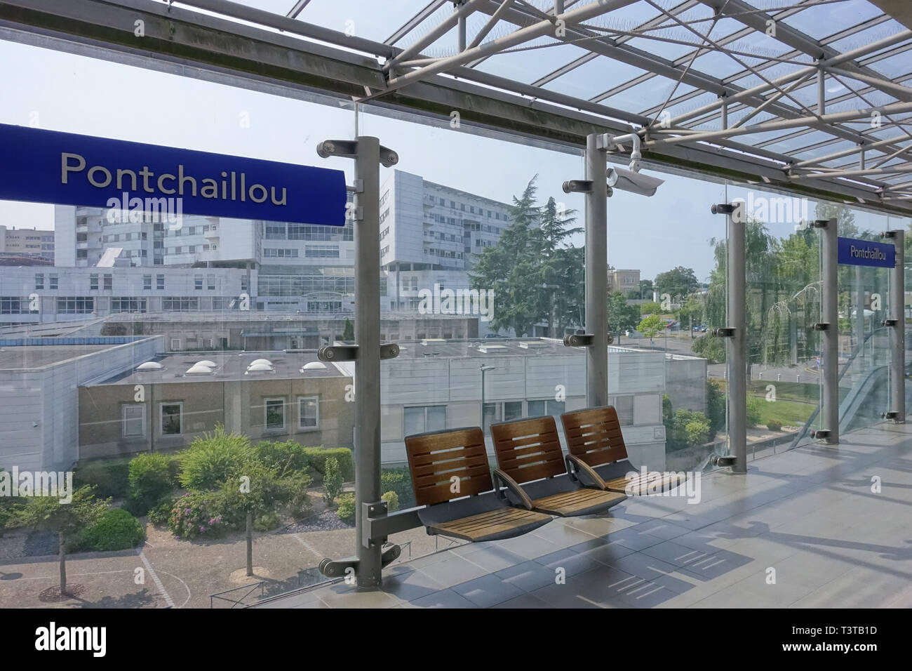 Auto im zug hires stock photography and images Alamy