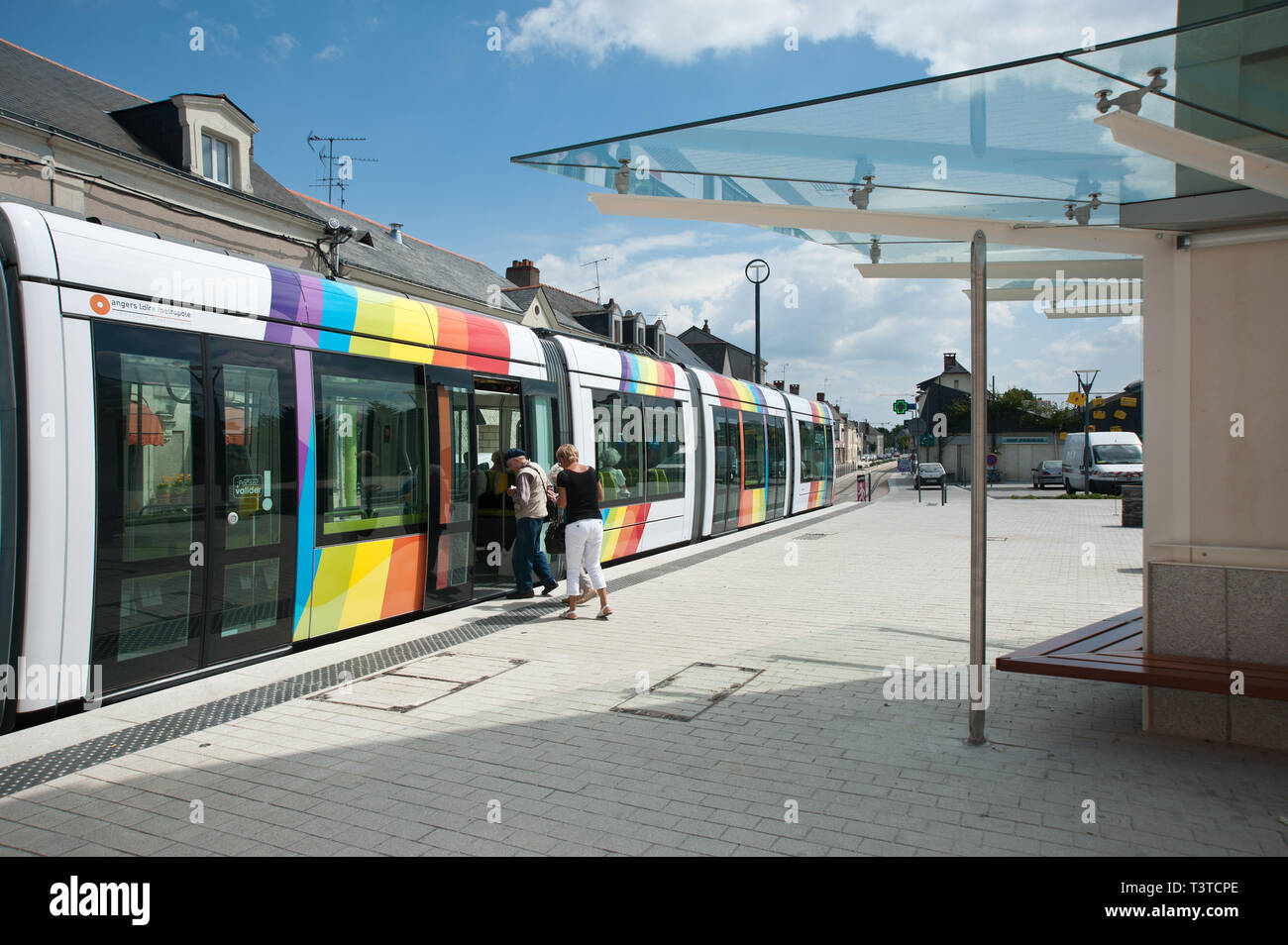 Avenue pierre hires stock photography and images Alamy