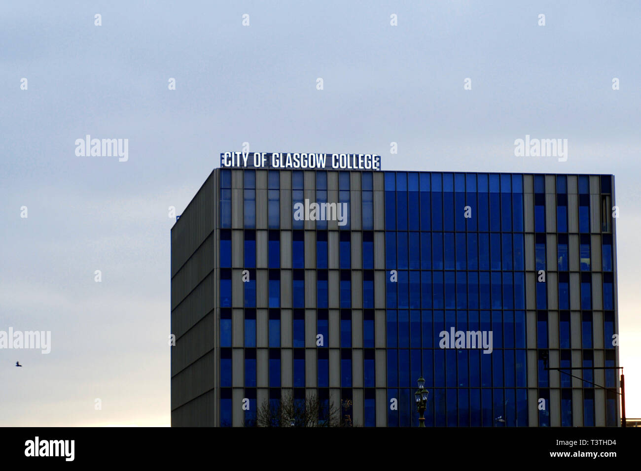 Modern brutalist architecture structure hi-res stock photography and ...