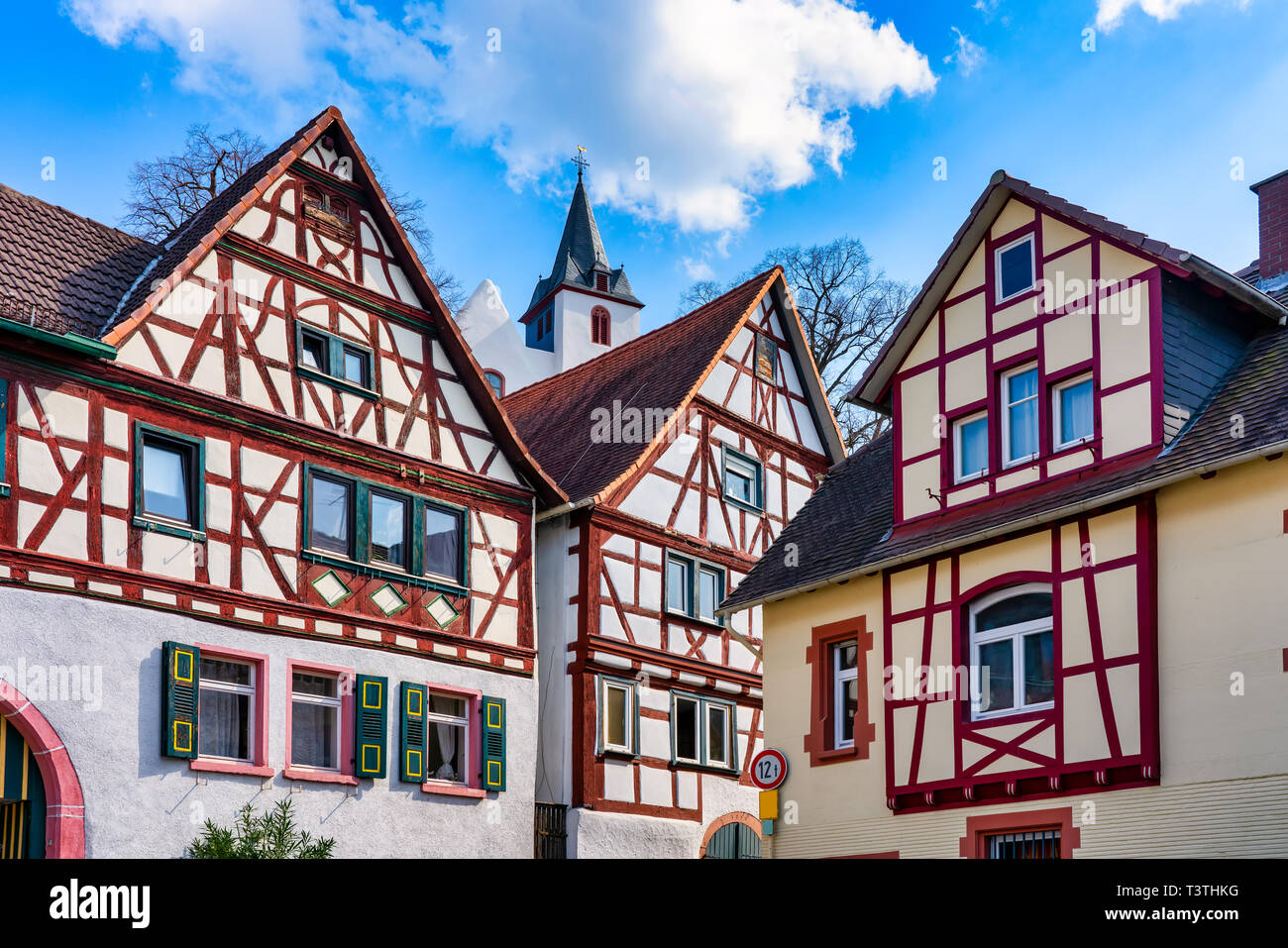Zwingenberg lies in the Bergstrasse district in southern Hesse, Germany