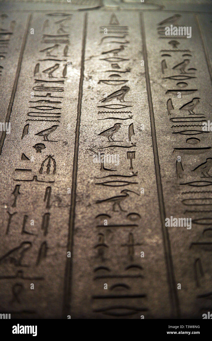 Tabnit Nit alphabet hi-res stock photography and images - Alamy