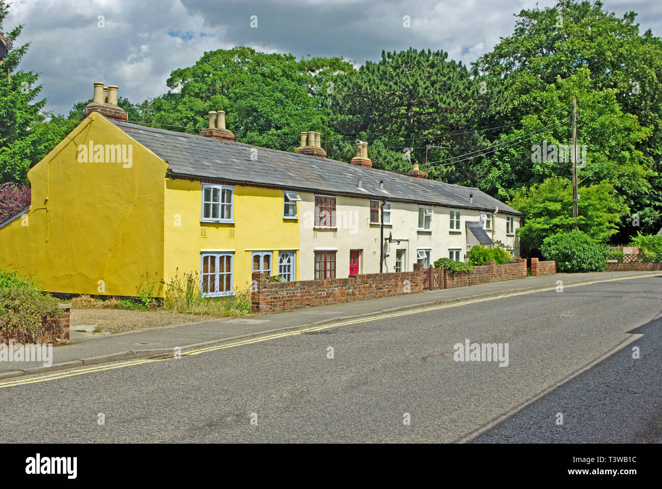 Terrace Cottages, Cavendish, Suffolk Stock Photo Alamy