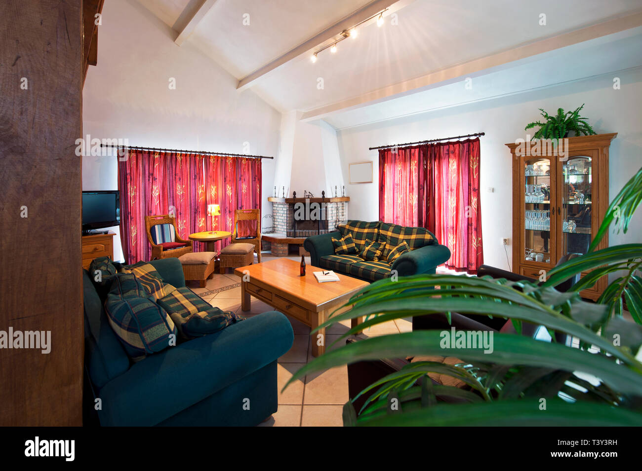 Sofas and coffee table in living room Stock Photo - Alamy