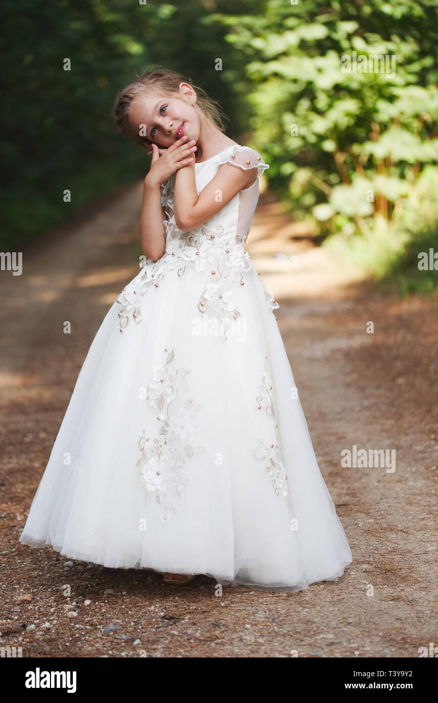 happy beautiful girls with white wedding dresses Stock Photo - Alamy