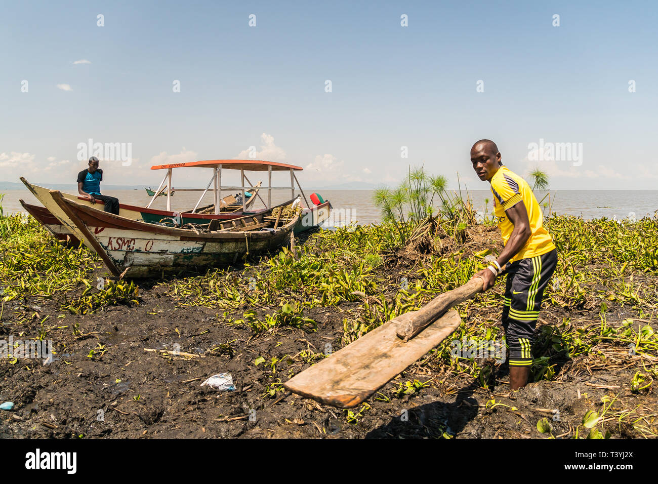 Luo fishing boat hi-res stock photography and images - Alamy