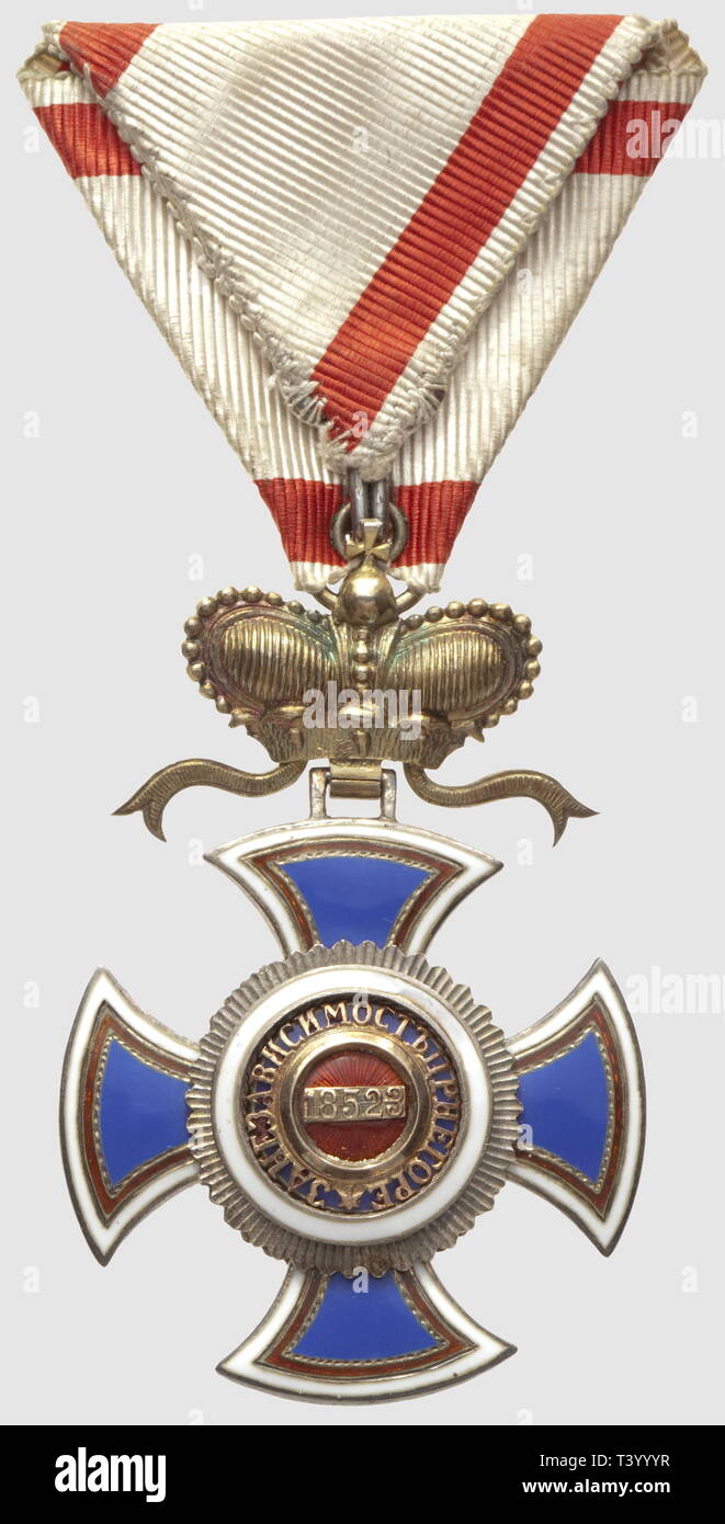 Ordre de Danilo, chevalier, modèle 1861-1918, couronne en vermeil, centres en or, Additional-Rights-Clearance-Info-Not-Available Stock Photo