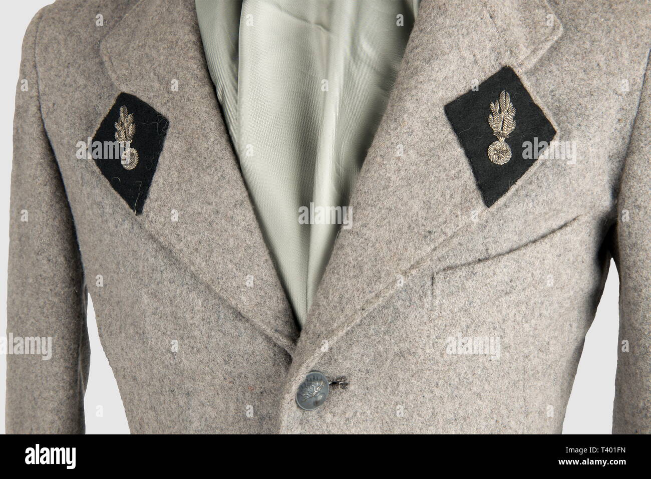Uniforme hi-res stock photography and images - Alamy